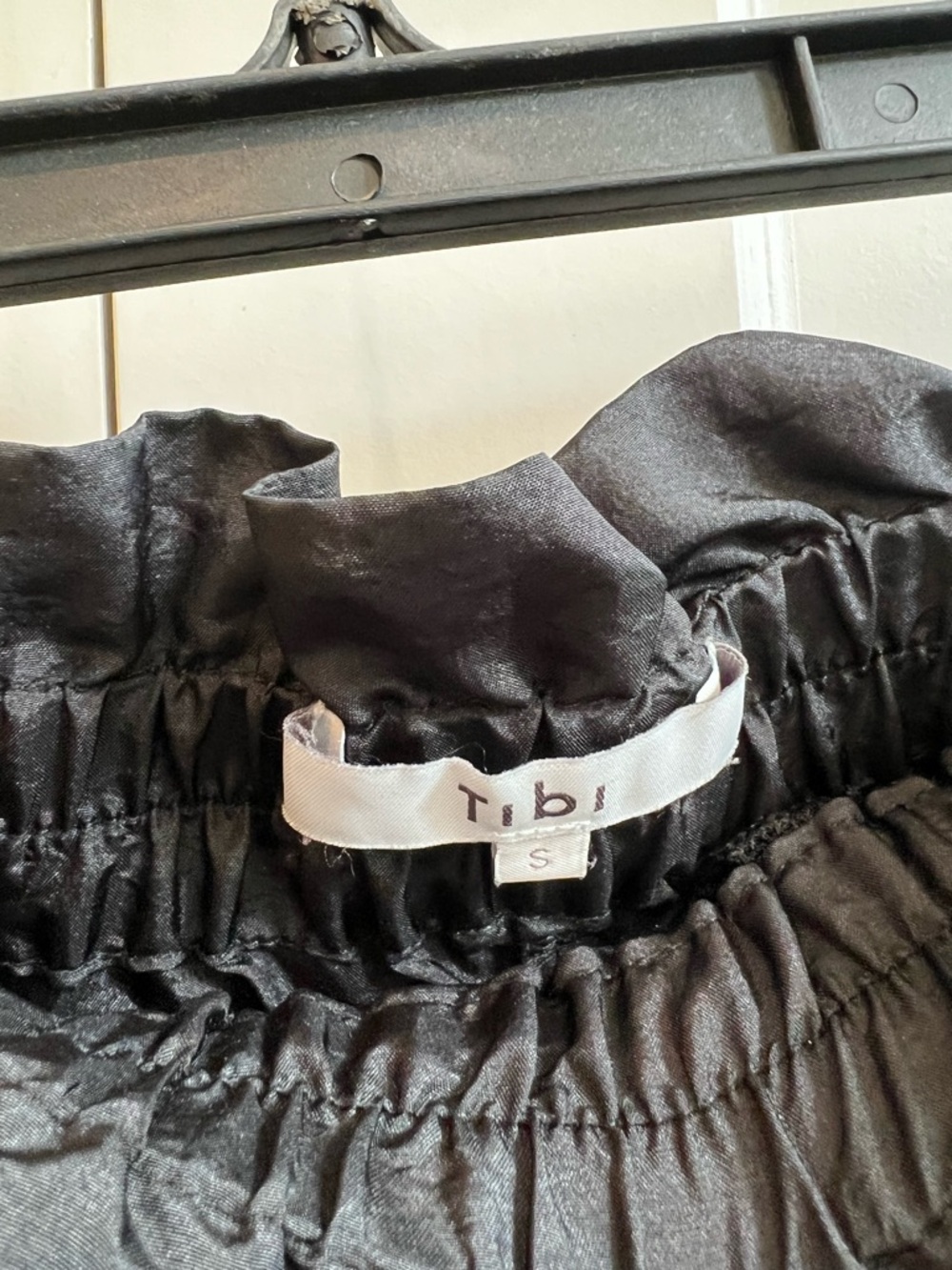 Tibi Gathered softshell shorts - Picture 10 of 10